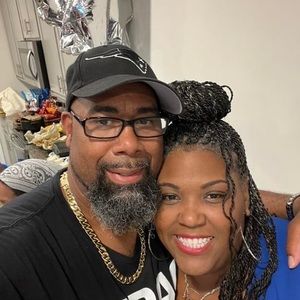 Meet your Posher, Larry